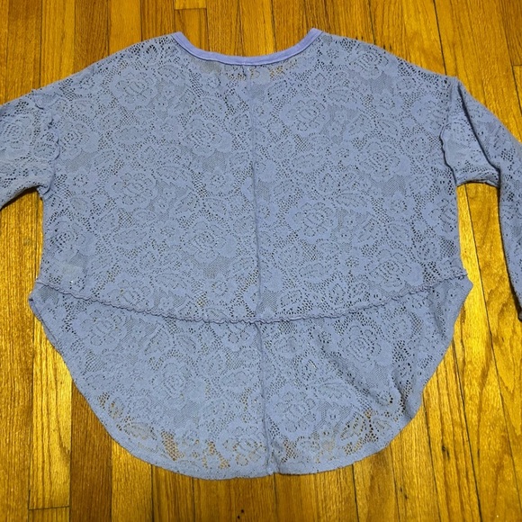 Free People  Size Small Lavender Colored Oversized Super Soft Cutout Top - Picture 13 of 14
